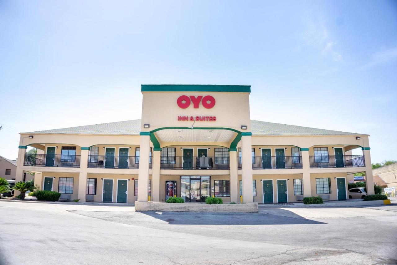 Oyo Inn & Suites Medical Center Сан-Антонио Экстерьер фото